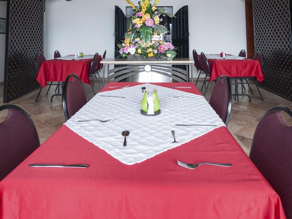 Hotel Cabo De La Vela Меделин Екстериор снимка