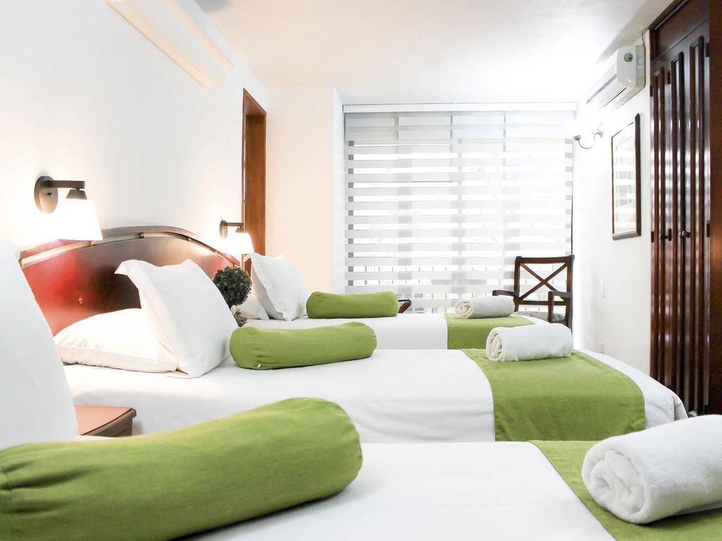 Hotel Cabo De La Vela Меделин Екстериор снимка