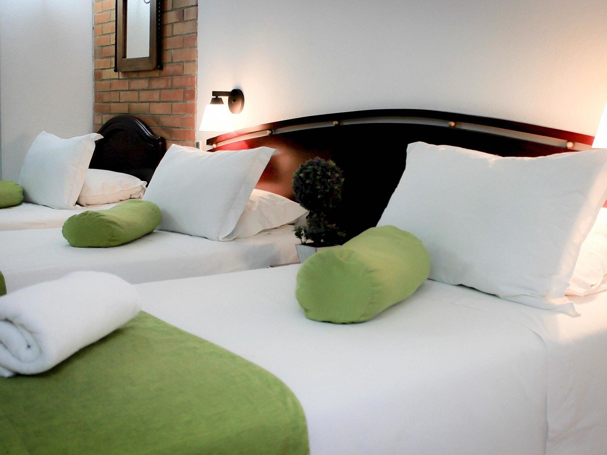 Hotel Cabo De La Vela Меделин Екстериор снимка