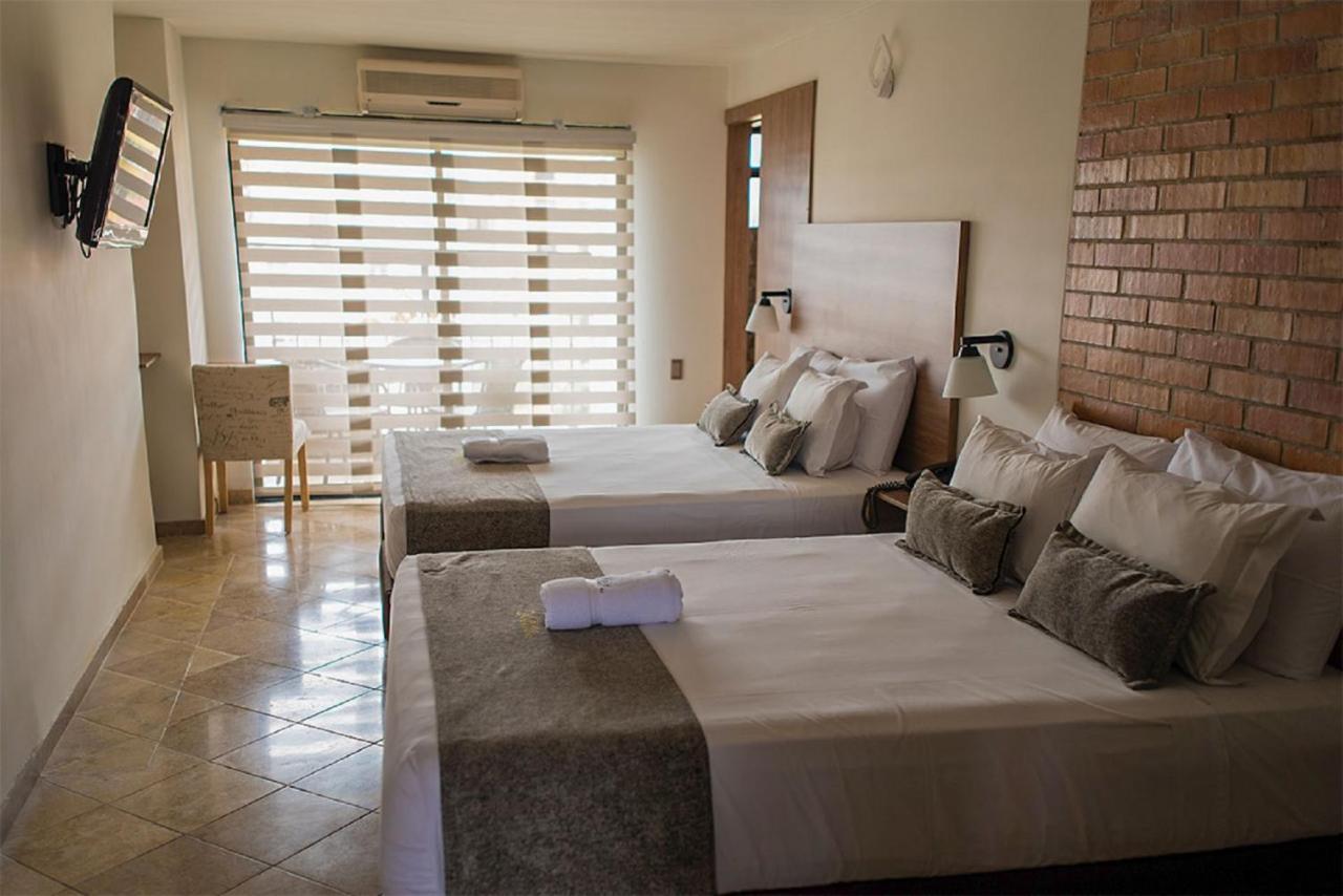 Hotel Cabo De La Vela Меделин Екстериор снимка